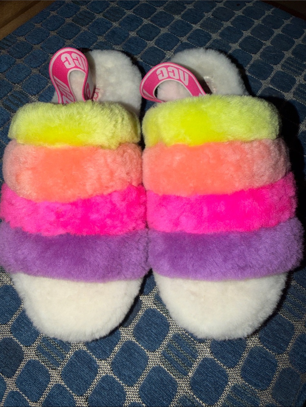 UGG Rainbow Shearling Slide - Multicolor